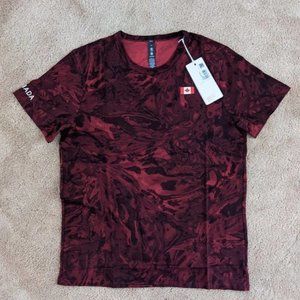 NWT Lululemon Team Canada Fundamental T